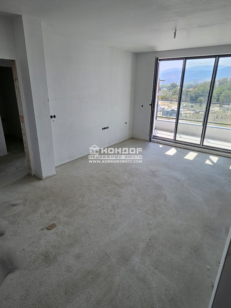 Продава  2-стаен град Пловдив , Коматево , 64 кв.м | 94050383 - изображение [2]