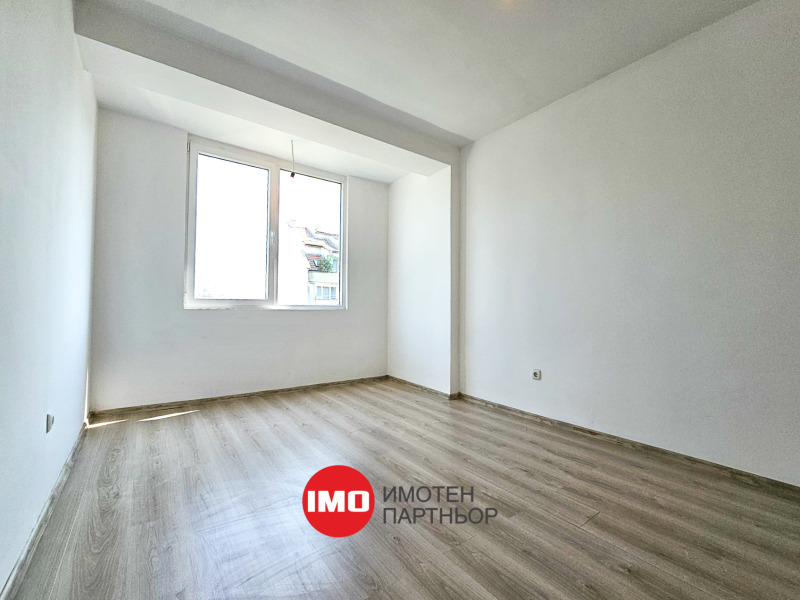 Продава 2-СТАЕН, гр. Бургас, Възраждане, снимка 4 - Апартаменти - 52634312