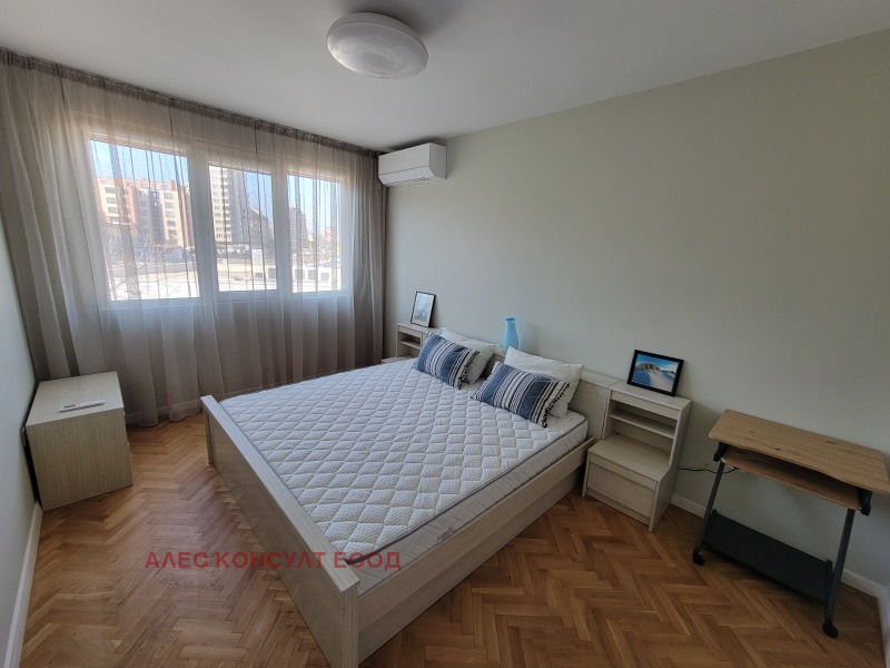 Продава МНОГОСТАЕН, гр. София, Гоце Делчев, снимка 7 - Aпартаменти - 49009259