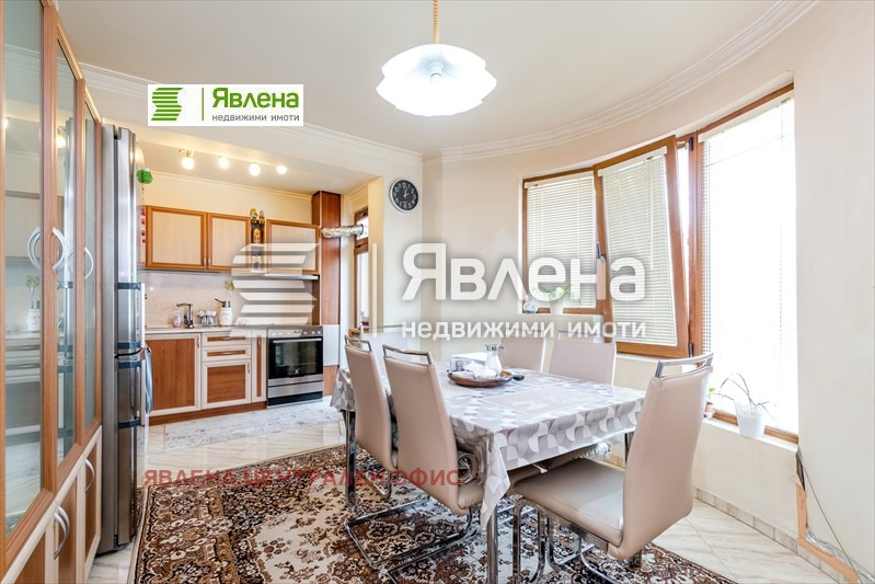 Продава КЪЩА, гр. София, Надежда 4, снимка 8 - Къщи - 48105834