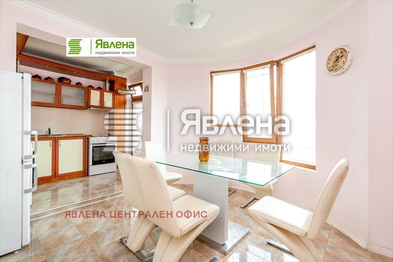 Продава КЪЩА, гр. София, Надежда 4, снимка 13 - Къщи - 48105834