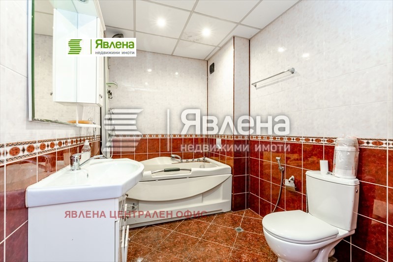 Продава КЪЩА, гр. София, Надежда 4, снимка 17 - Къщи - 48105834