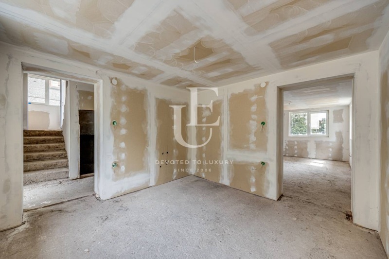 Продава КЪЩА, гр. Перник, Драгановец, снимка 3 - Къщи - 52279443