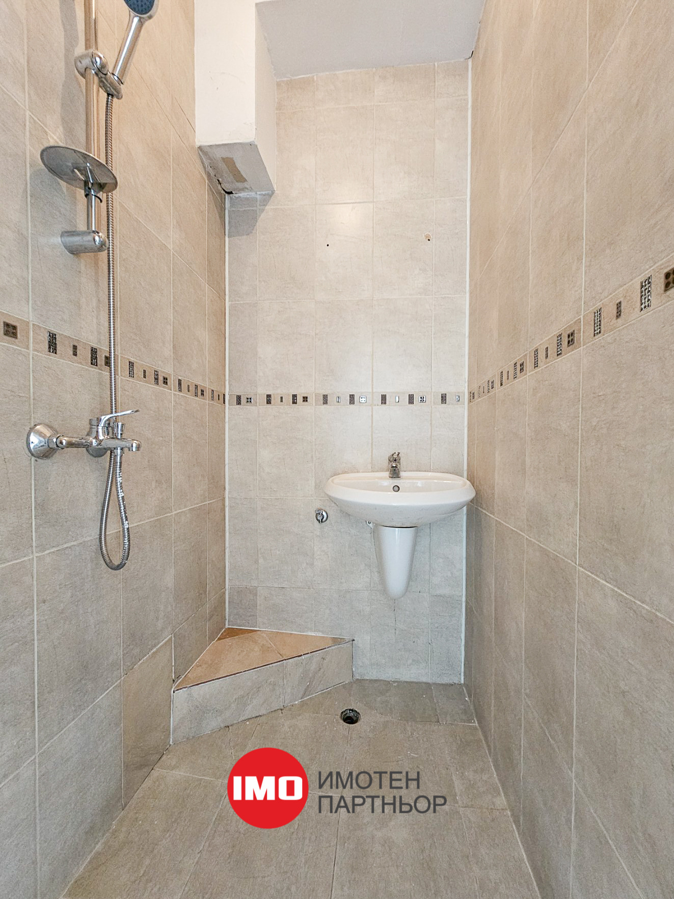 Продава 2-СТАЕН, гр. Бургас, Възраждане, снимка 2 - Апартаменти - 54067504