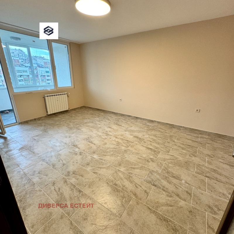 Продава  2-стаен, град София, Зона Б-5 •  240 000 EUR • ID 62083464 — holmes.bg - [1] 