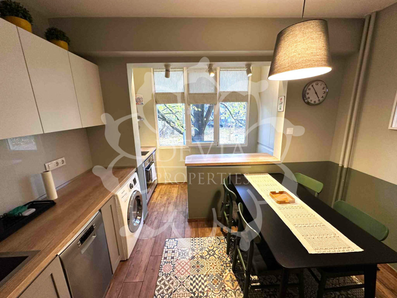 Продава 3-СТАЕН, гр. София, Оборище, снимка 5 - Апартаменти - 52451269