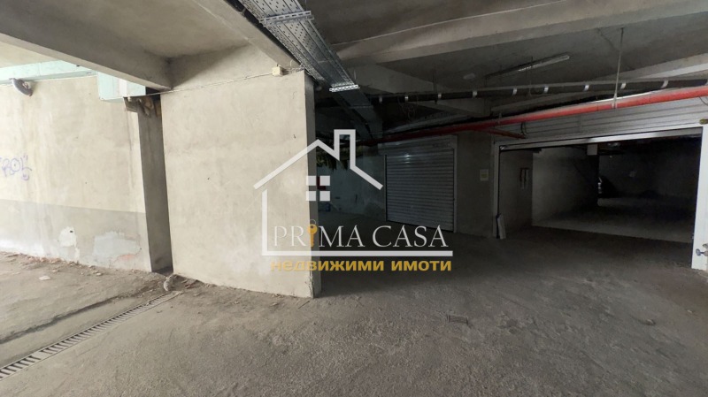 In vendita  Гараж, Паркомясто Plovdiv , Trakiia , 18 mq | 45753512