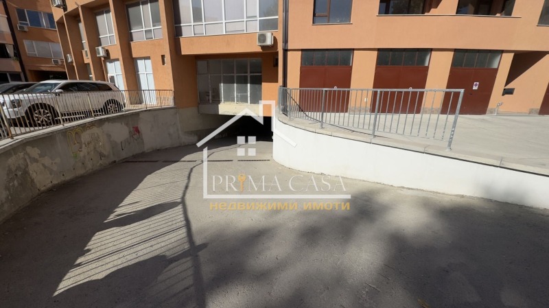 In vendita  Гараж, Паркомясто Plovdiv , Trakiia , 18 mq | 45753512 - Immagine [2]