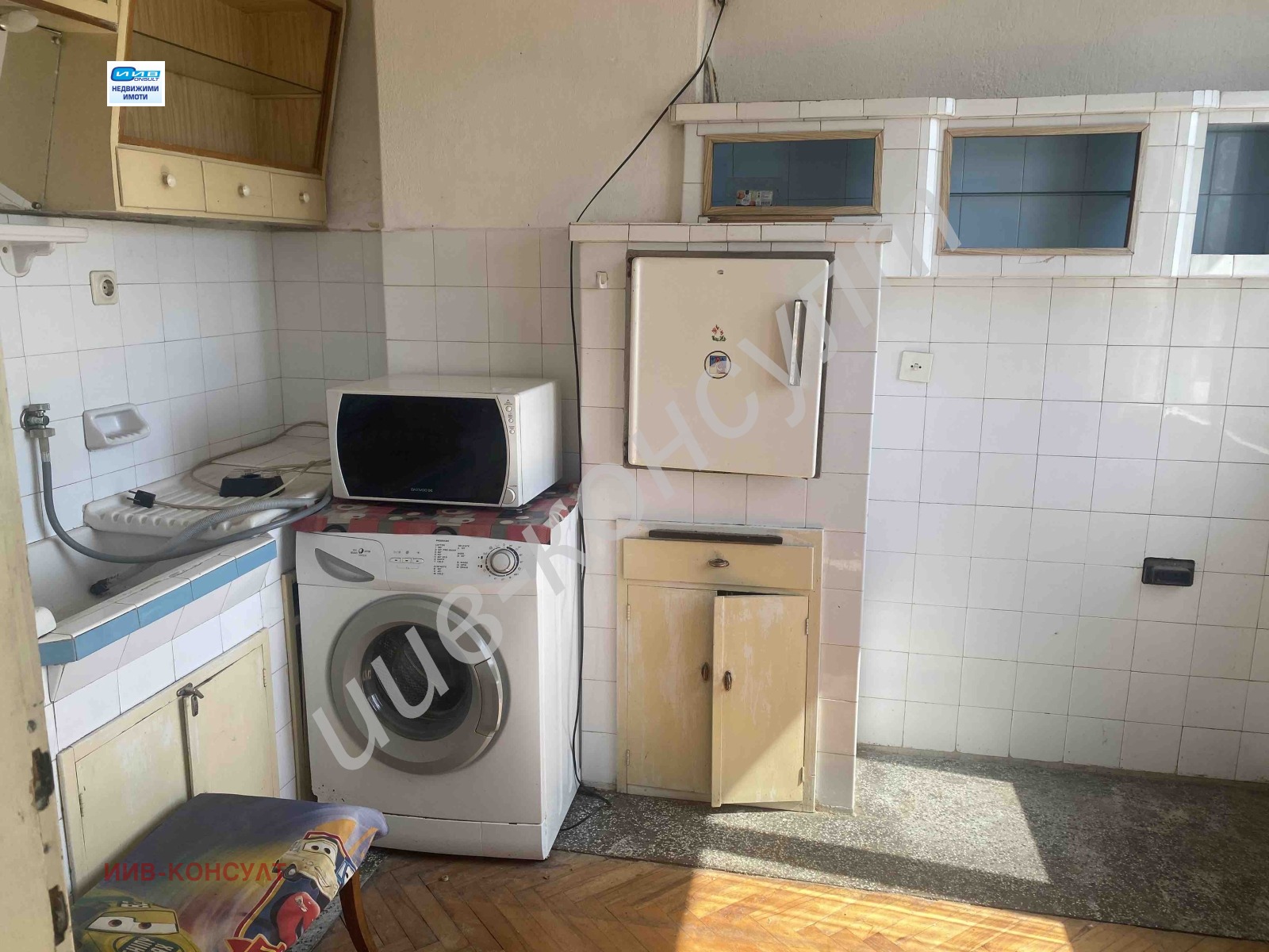 Продава 3-СТАЕН, гр. Велико Търново, Център, снимка 8 - Апартаменти - 54833381