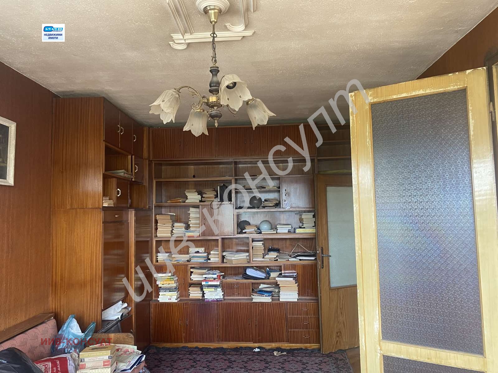 Продава 3-СТАЕН, гр. Велико Търново, Център, снимка 9 - Апартаменти - 54833381