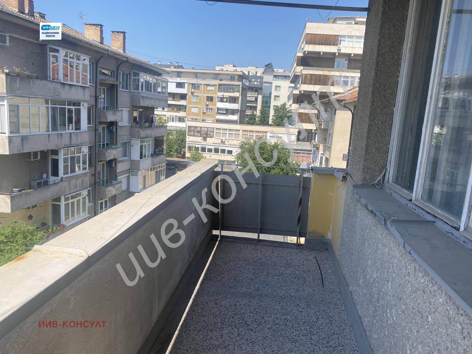 Продава 3-СТАЕН, гр. Велико Търново, Център, снимка 5 - Апартаменти - 54833381