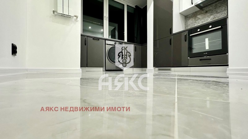 En venta  1 dormitorio Sofia , Svoboda , 65 metros cuadrados | 79720554 - imagen [3]