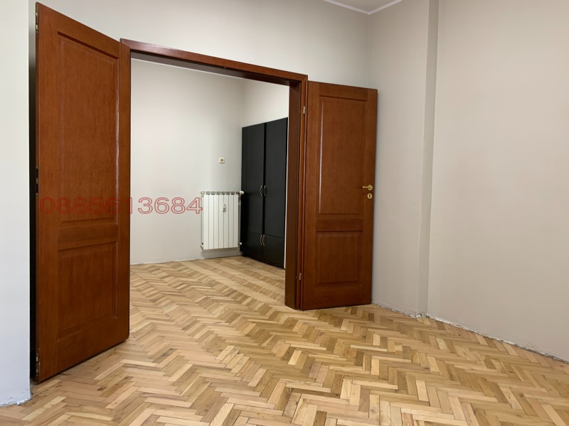 Продава 3-СТАЕН, гр. София, Център, снимка 5 - Aпартаменти - 47241863