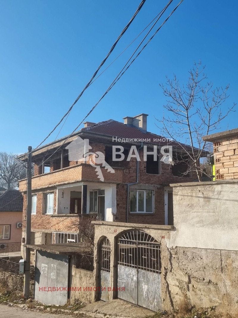 Продава  Къща област Пловдив , гр. Сопот , 300 кв.м | 74617015