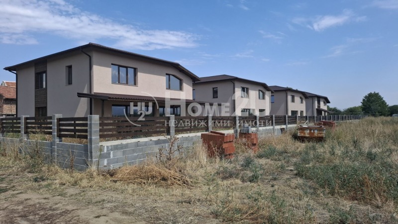 Till salu  Hus region Plovdiv , Stamboliiski , 240 kvm | 67088707 - bild [5]