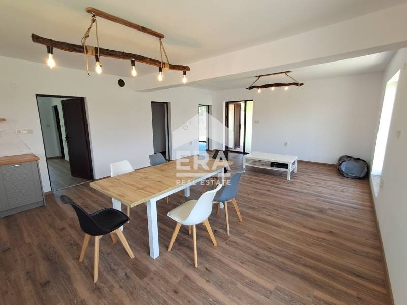 Продава КЪЩА, с. Езерец, област Добрич, снимка 7 - Къщи - 55025066
