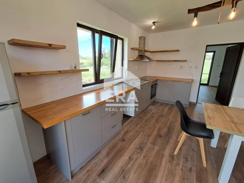 Продава КЪЩА, с. Езерец, област Добрич, снимка 4 - Къщи - 55025066
