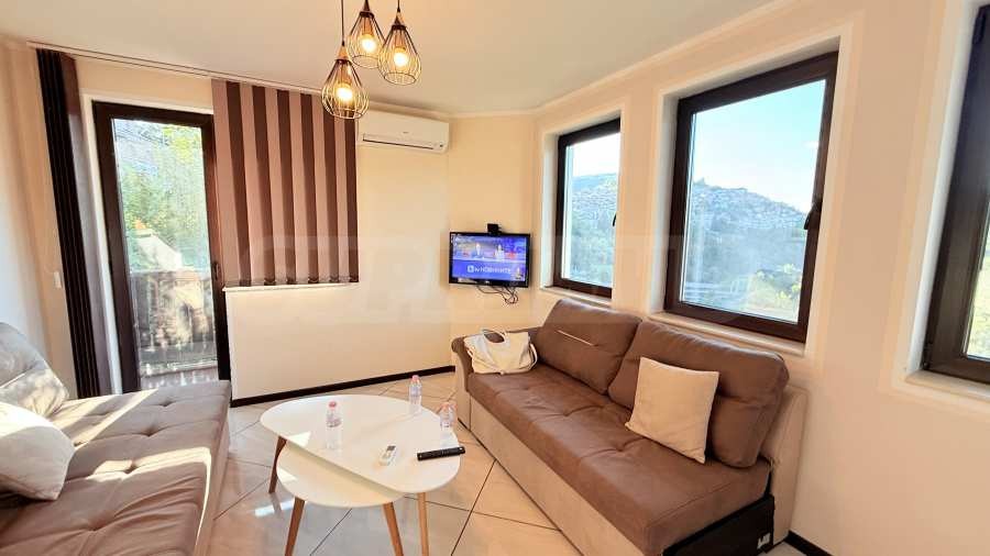Продава 2-СТАЕН, гр. Велико Търново, Стара част, снимка 6 - Апартаменти - 56297326