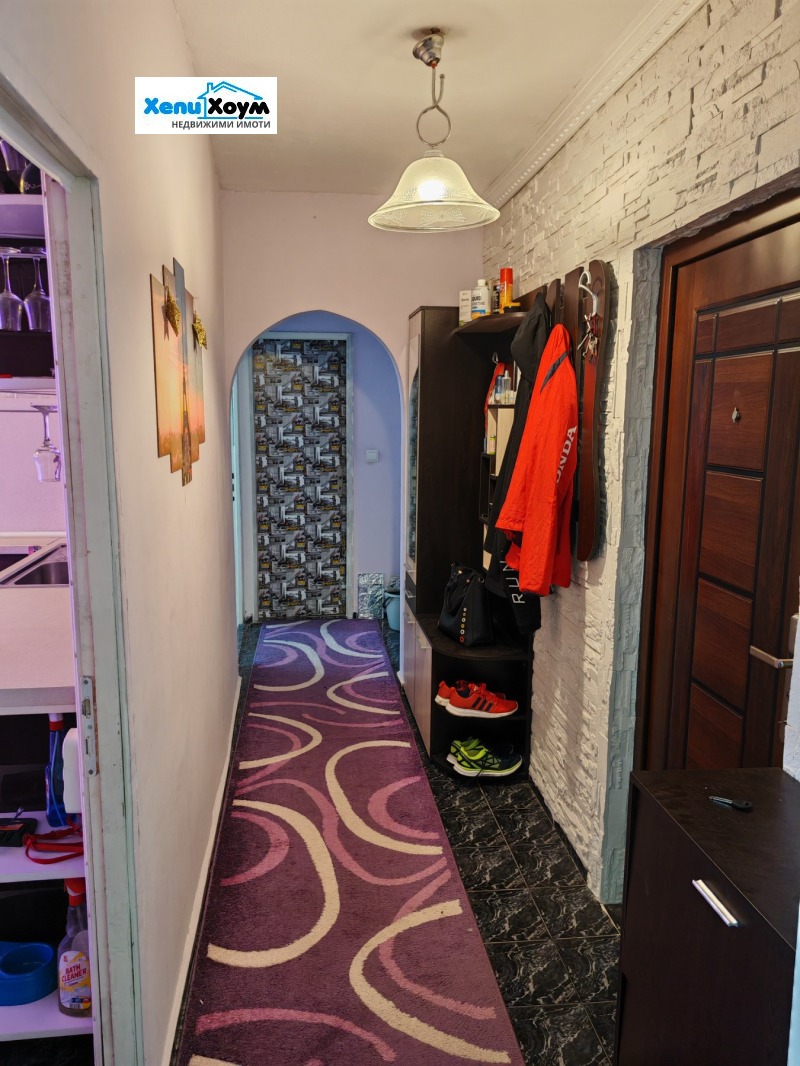 Na sprzedaż  1 sypialnia Ruse , Czarodejka - Sewer , 61 mkw | 49935838 - obraz [11]