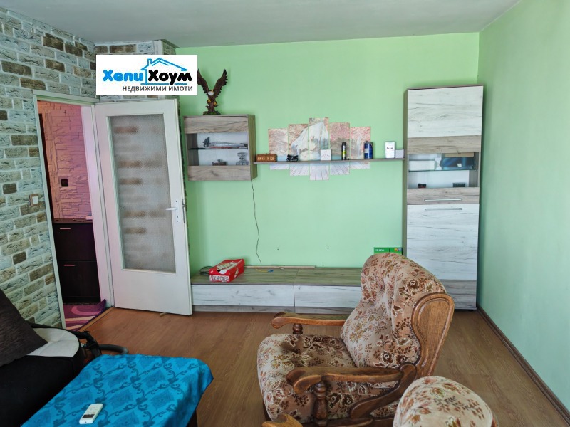 Na sprzedaż  1 sypialnia Ruse , Czarodejka - Sewer , 61 mkw | 49935838 - obraz [3]