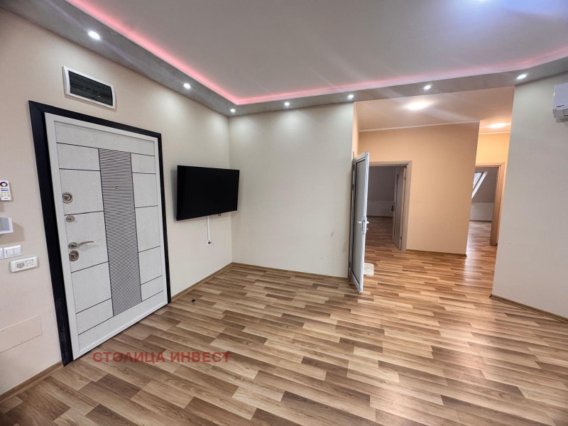 Продава 4-СТАЕН, гр. Русе, Широк център, снимка 3 - Апартаменти - 52800351