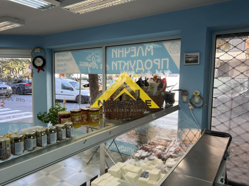 Продава  Магазин град Пловдив , Кършияка , 73 кв.м | 78132973 - изображение [3]
