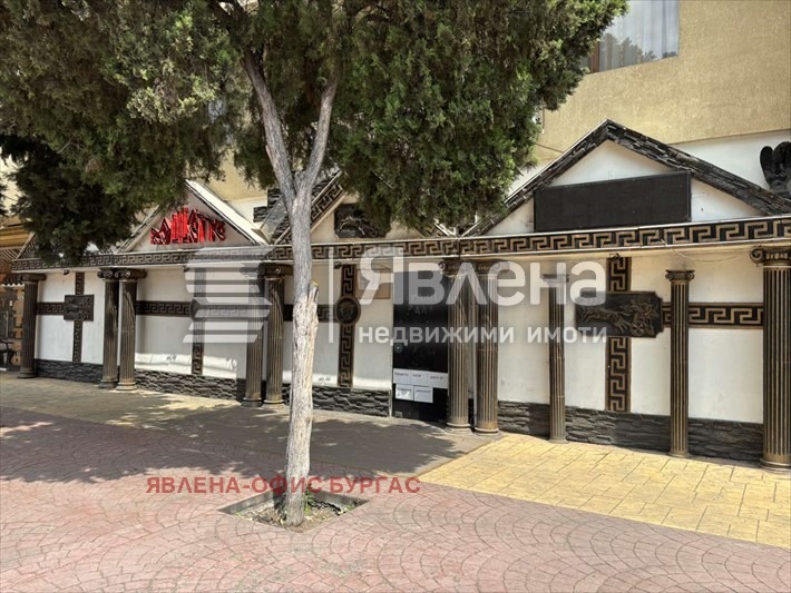 Na prodej  Prodejna oblast Burgas , k.k. Slančev brjag , 155 m2 | 14829858