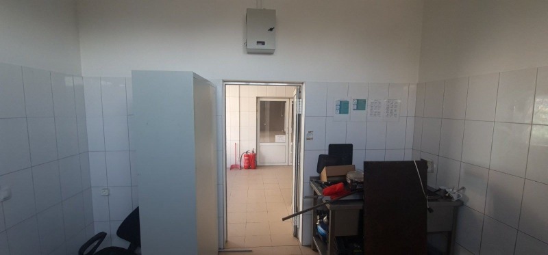 Продава МАГАЗИН, гр. Варна, Младост 2, снимка 4 - Магазини - 52163322