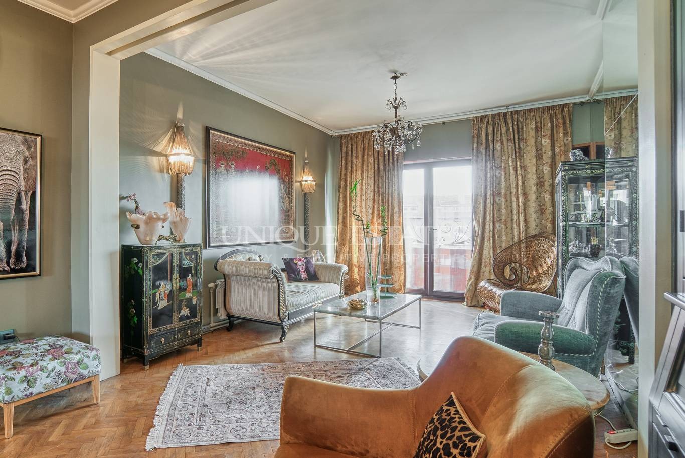 Продава 3-СТАЕН, гр. София, Център, снимка 2 - Апартаменти - 51902538