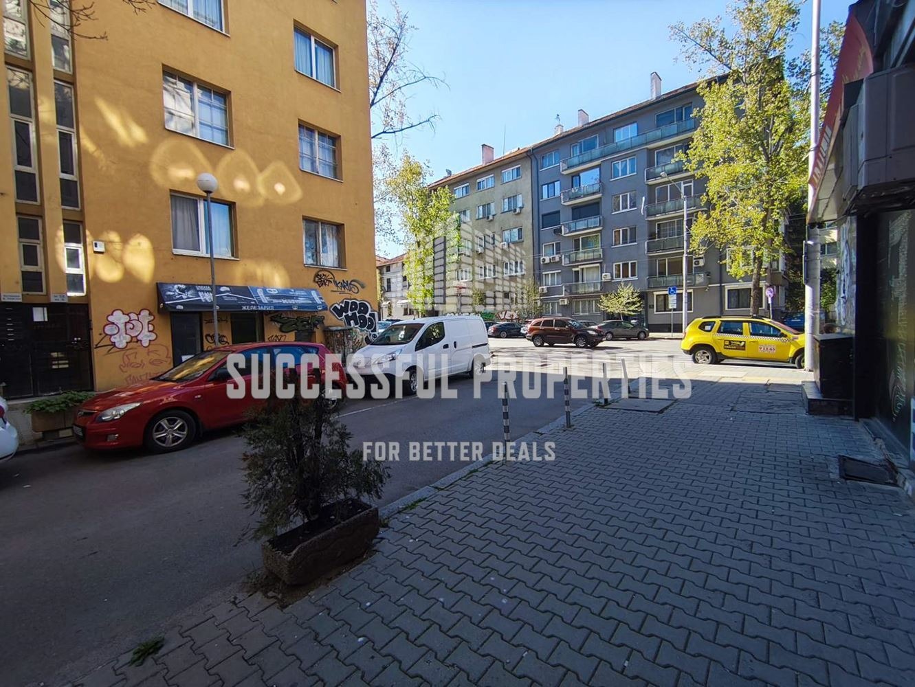 Продава МАГАЗИН, гр. София, Център, снимка 2 - Магазини - 54937781