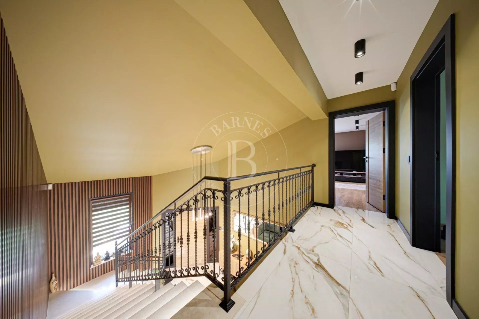 Продава КЪЩА | Imot.bg — изображение 9