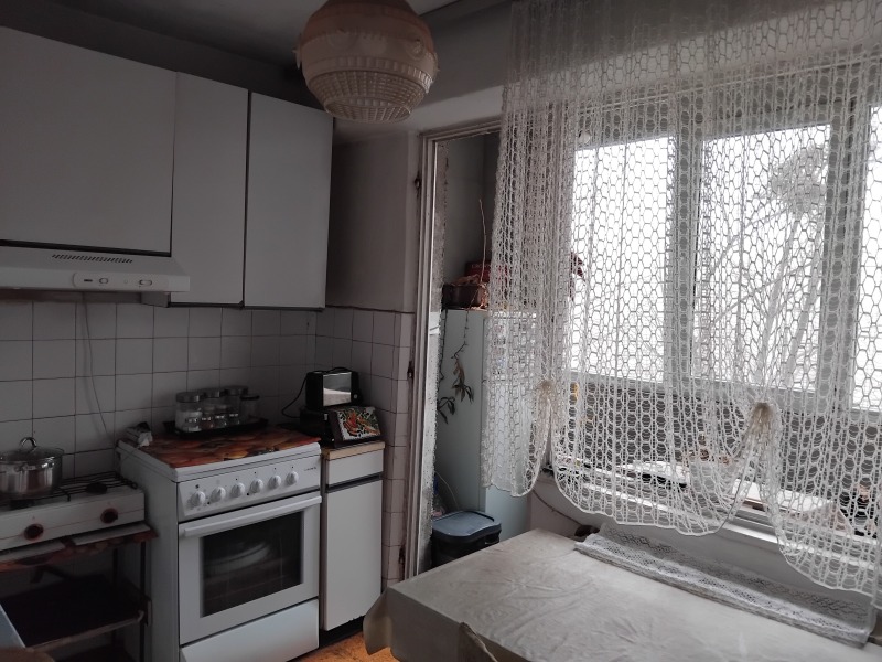 Продава 2-СТАЕН, гр. Русе, Здравец, снимка 8 - Апартаменти - 53453834