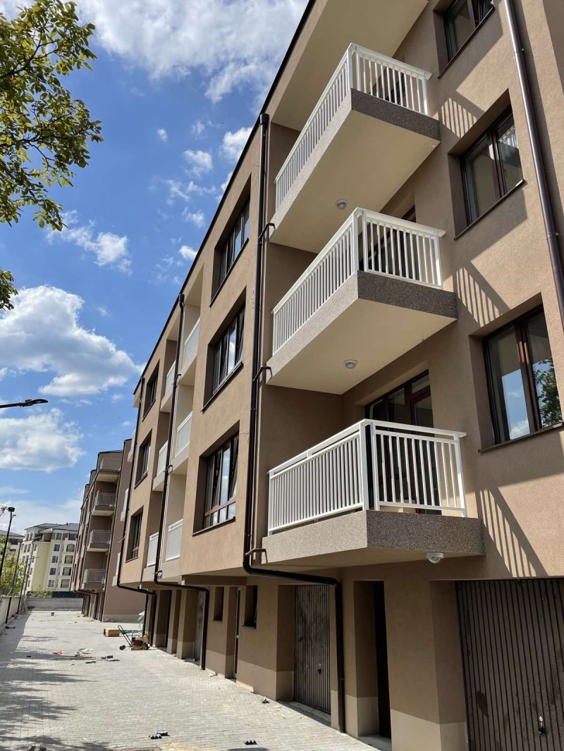 Продава  3-стаен град Пловдив , Остромила , 120 кв.м | 22206177 - изображение [14]