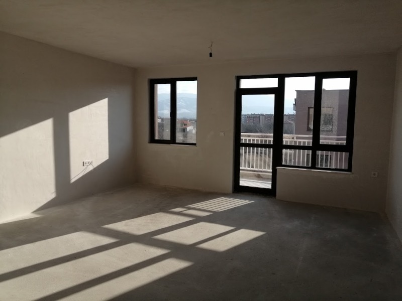 Продава  3-стаен град Пловдив , Остромила , 120 кв.м | 22206177 - изображение [2]