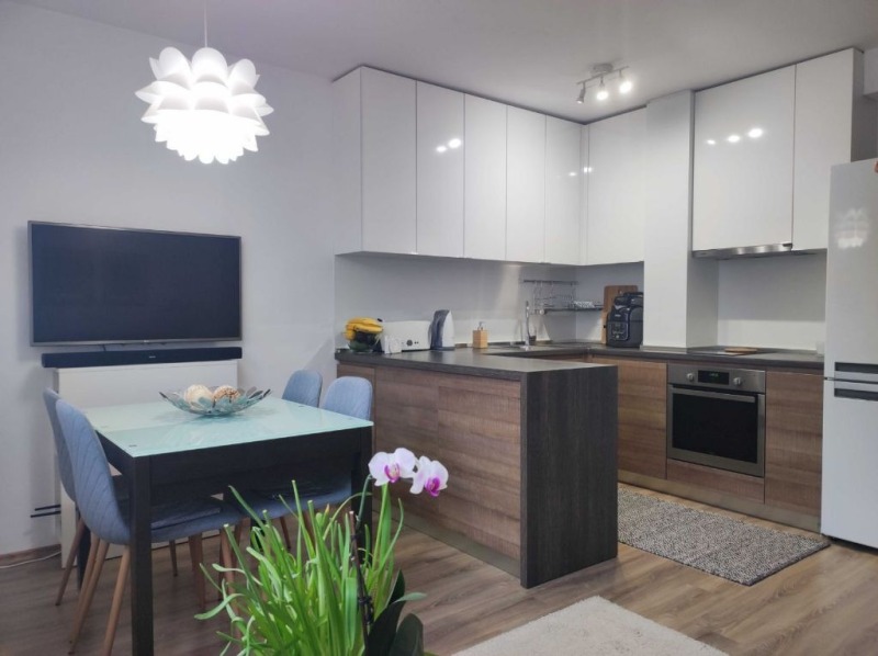 Продава  3-стаен град Перник , Ладовица , 78 кв.м | 67072484