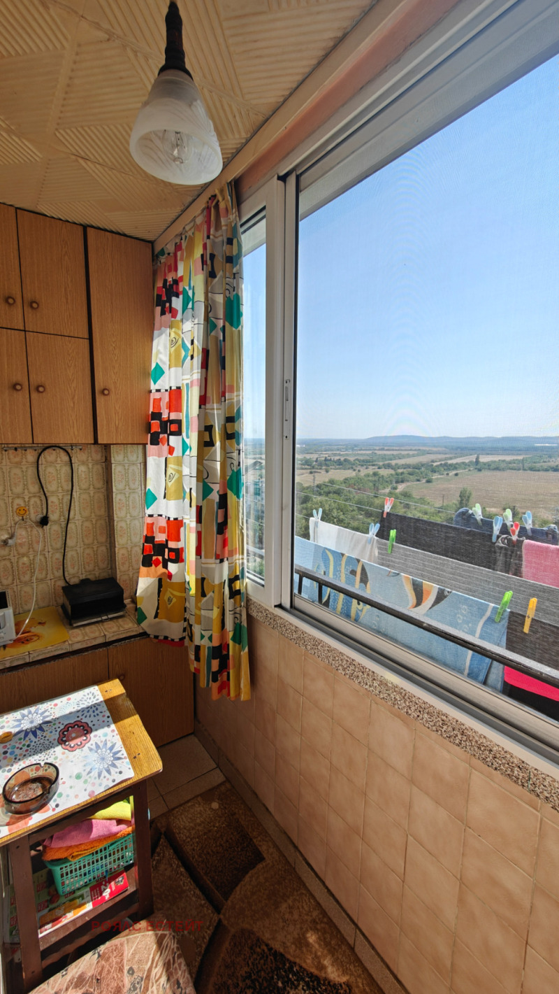 Продава  4-стаен град Стара Загора , Три чучура - юг , 77 кв.м | 92860311 - изображение [2]