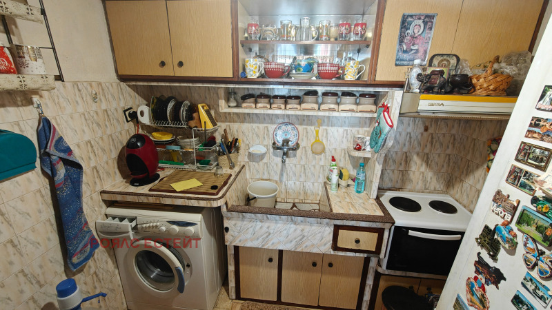 Продава  4-стаен град Стара Загора , Три чучура - юг , 77 кв.м | 92860311 - изображение [4]