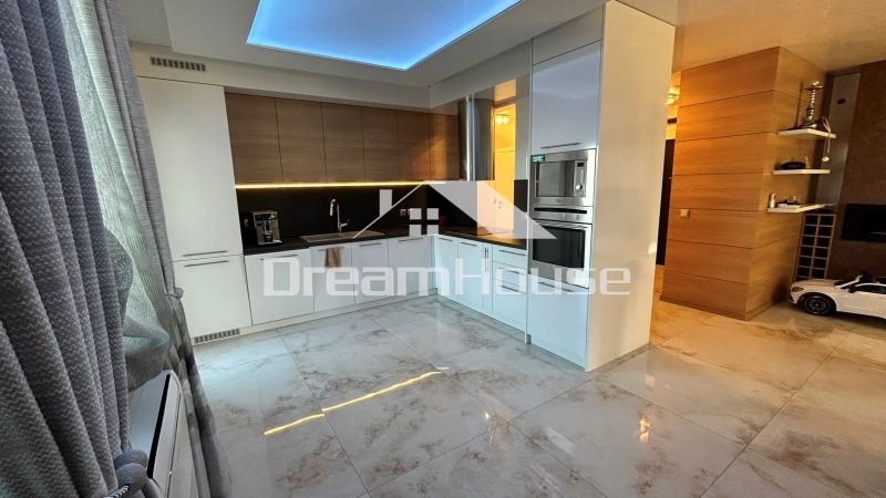 Продава 4-СТАЕН, гр. Пловдив, Център, снимка 6 - Апартаменти - 52537799