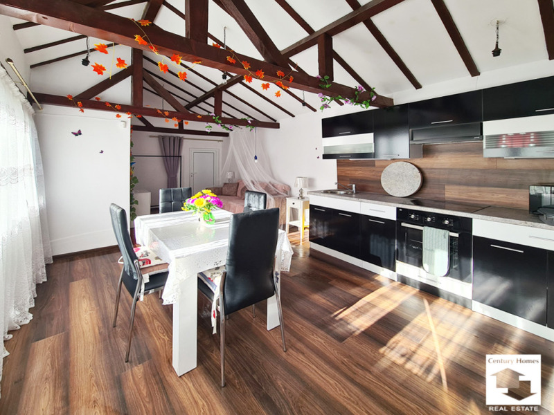 Продава КЪЩА, с. Стамболово, област Велико Търново, снимка 11 - Къщи - 52872090