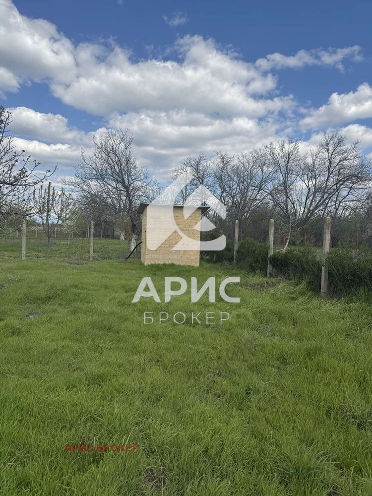 Продава ПАРЦЕЛ, с. Малък чардак, област Пловдив