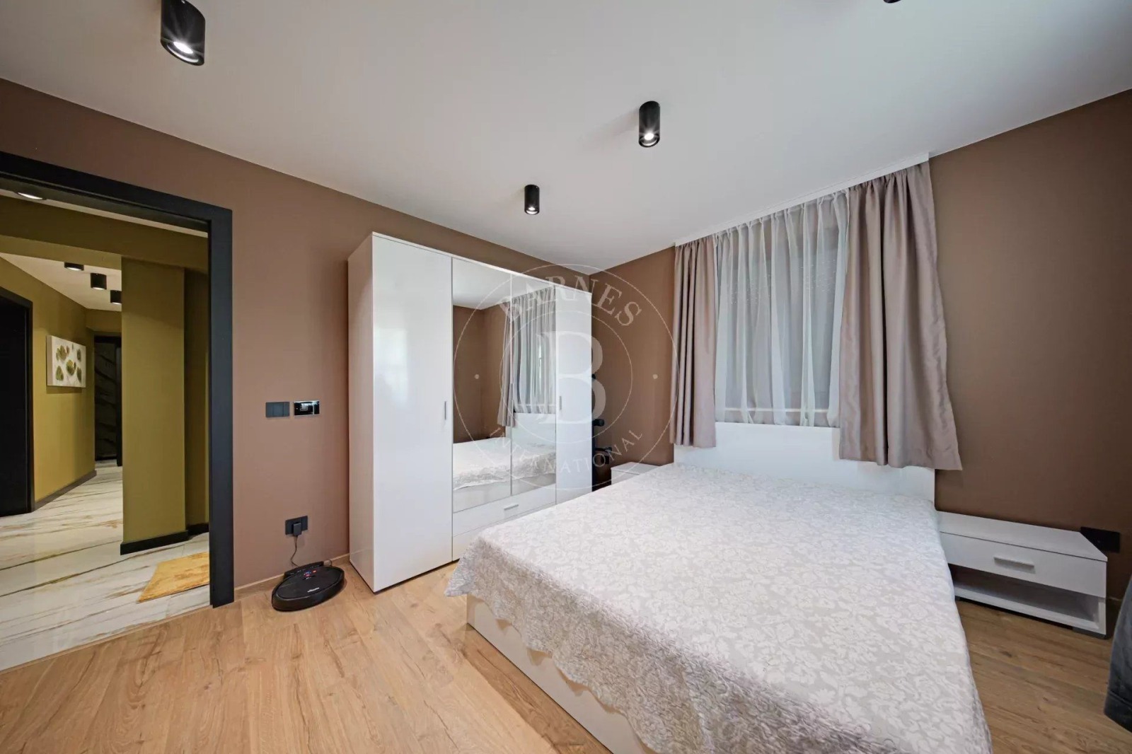 Продава КЪЩА, гр. София, с. Чепинци, снимка 2 - Къщи - 50630044