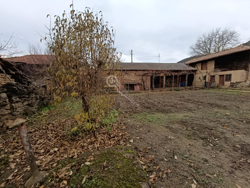 Продава КЪЩА, с. Кормянско, област Габрово, снимка 15 - Къщи - 52533619