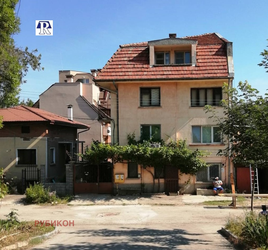 Продава 3-СТАЕН, гр. Плевен, 9-ти квартал