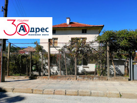 Продажба на имоти в с. Долна Градешница, област Благоевград - изображение 1 