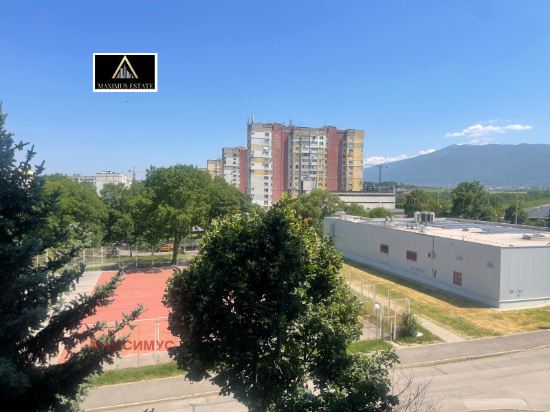 Na sprzedaż  Studio Sofia , Ljulin 5 , 44 mkw | 98577517