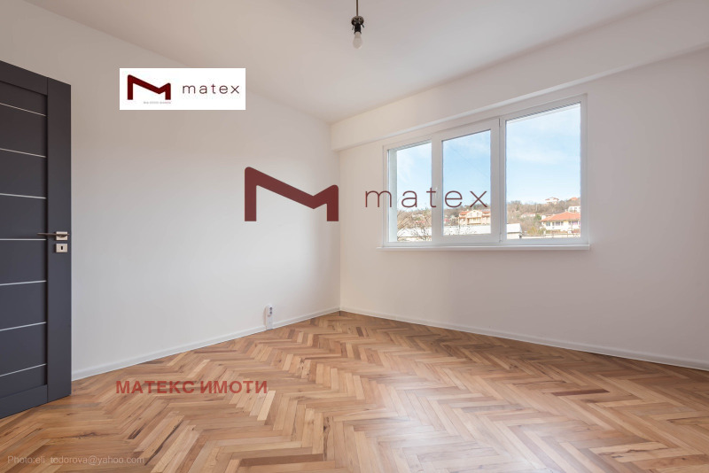 In vendita  2 camere da letto Varna , Kajsieva gradina , 80 mq | 50659397