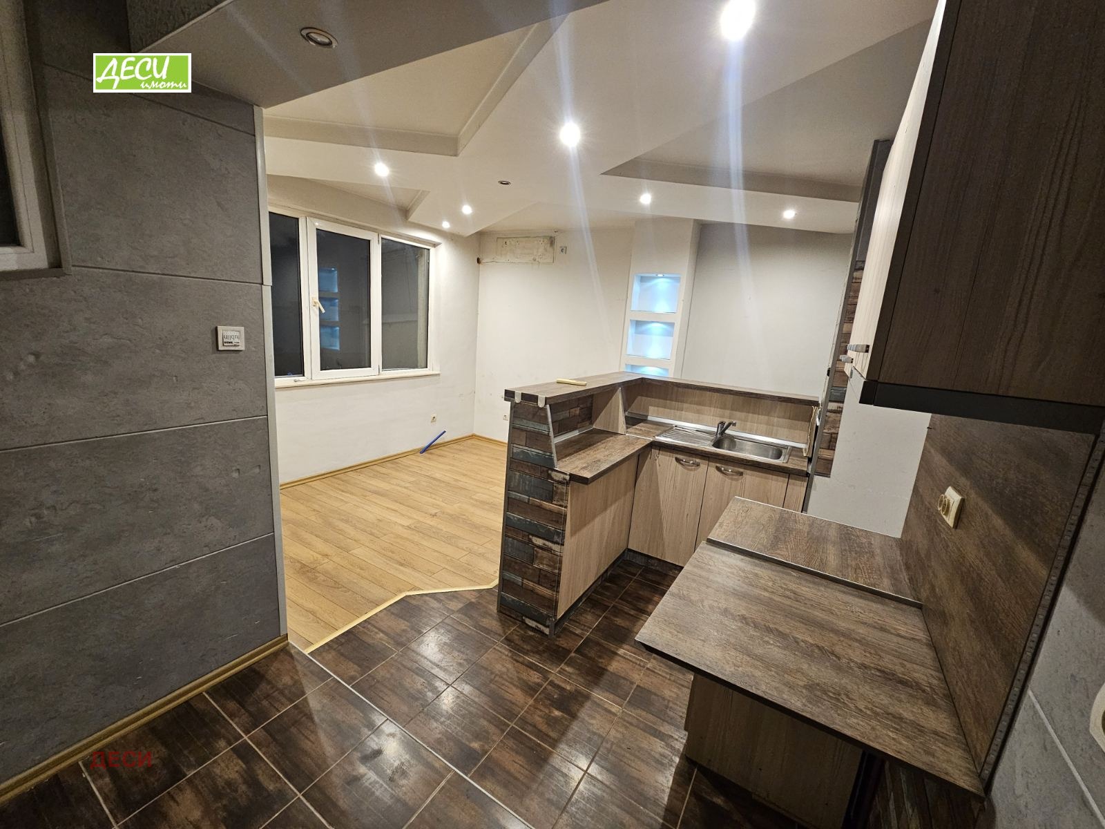 Продава 1-СТАЕН, гр. Русе, Център, снимка 2 - Апартаменти - 52624358
