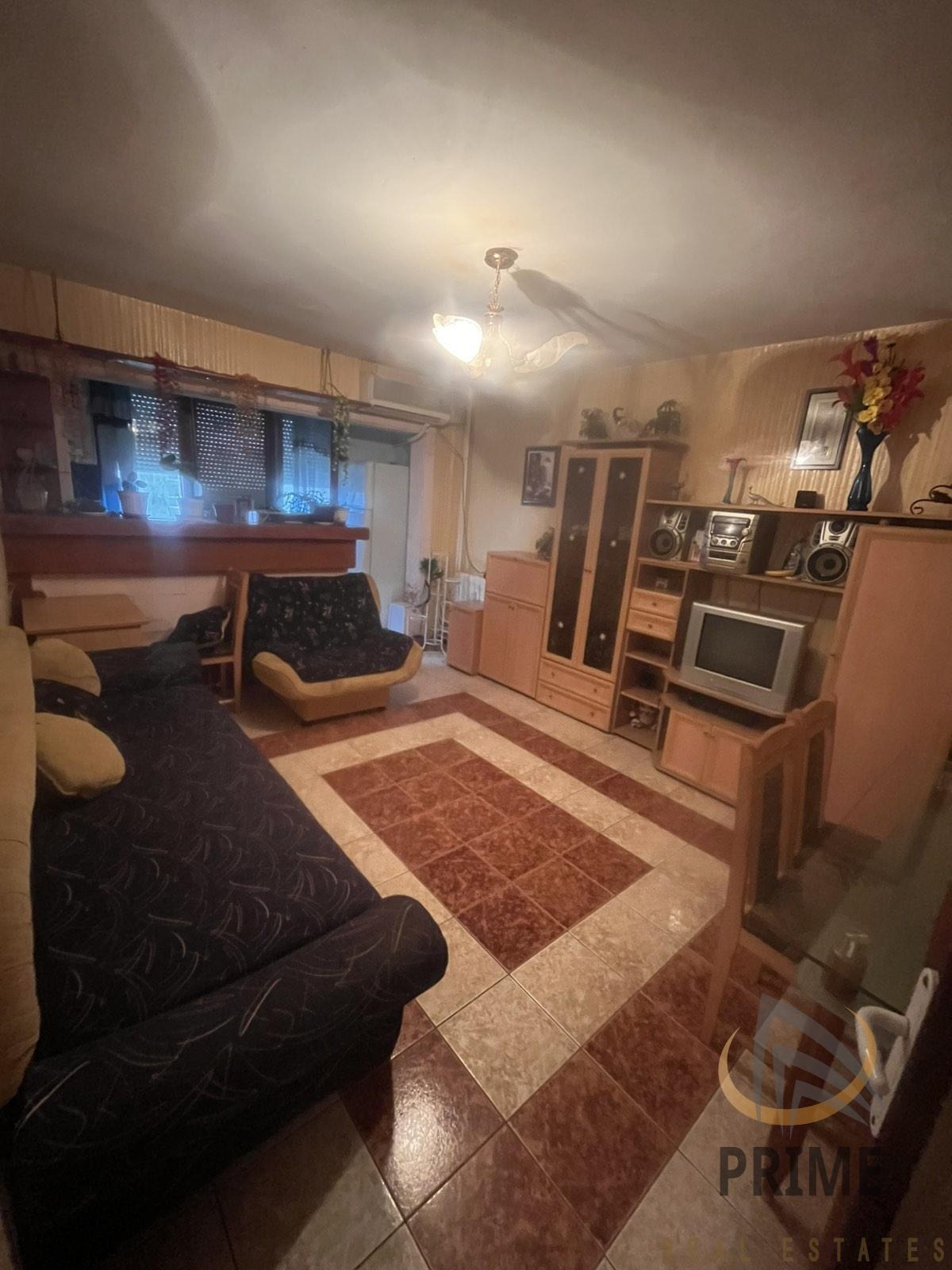 Продава 1-СТАЕН, гр. Бургас, Изгрев, снимка 2 - Апартаменти - 54375488