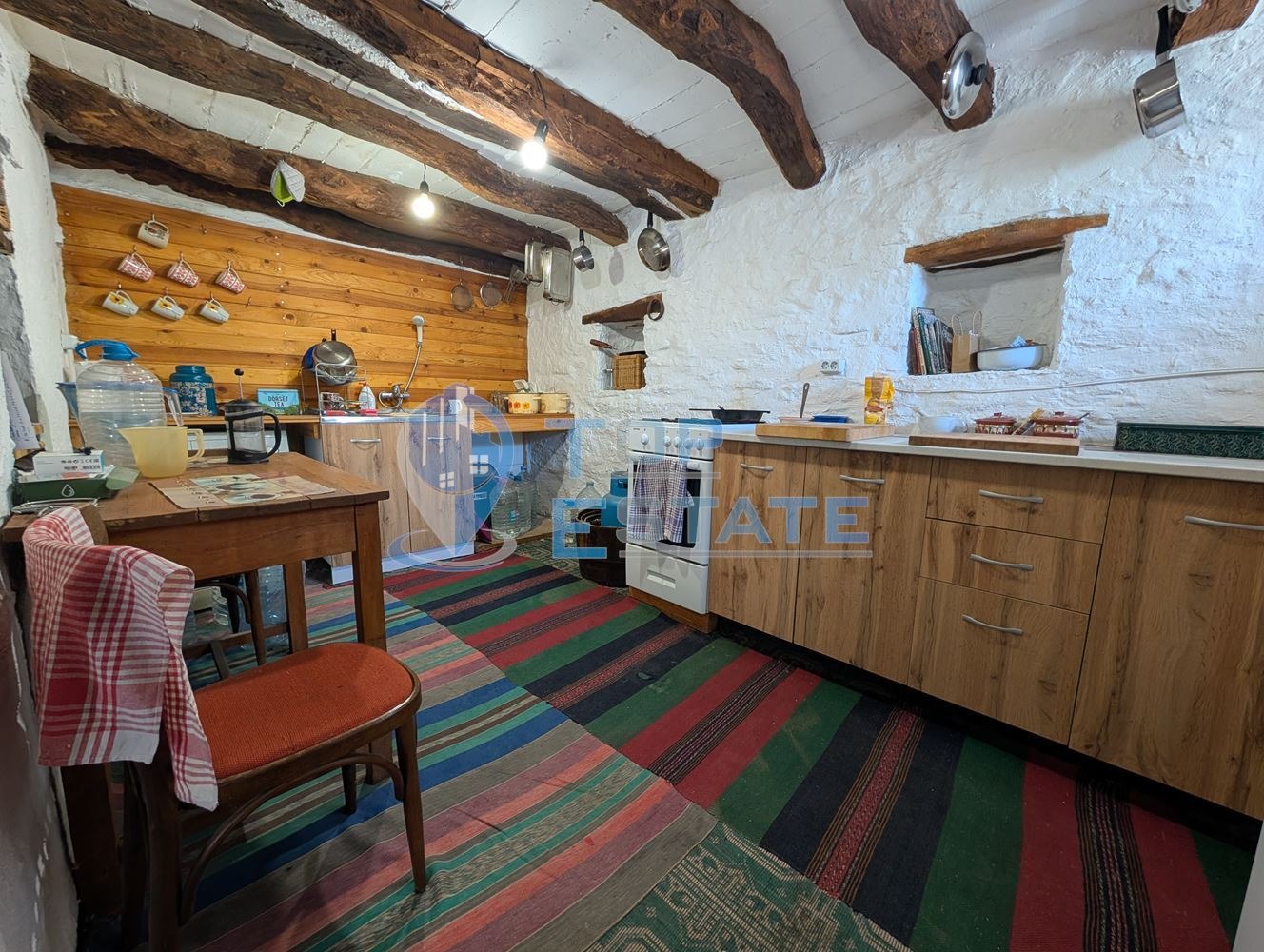 Продава КЪЩА, с. Горна Липница, област Велико Търново, снимка 2 - Къщи - 54643670