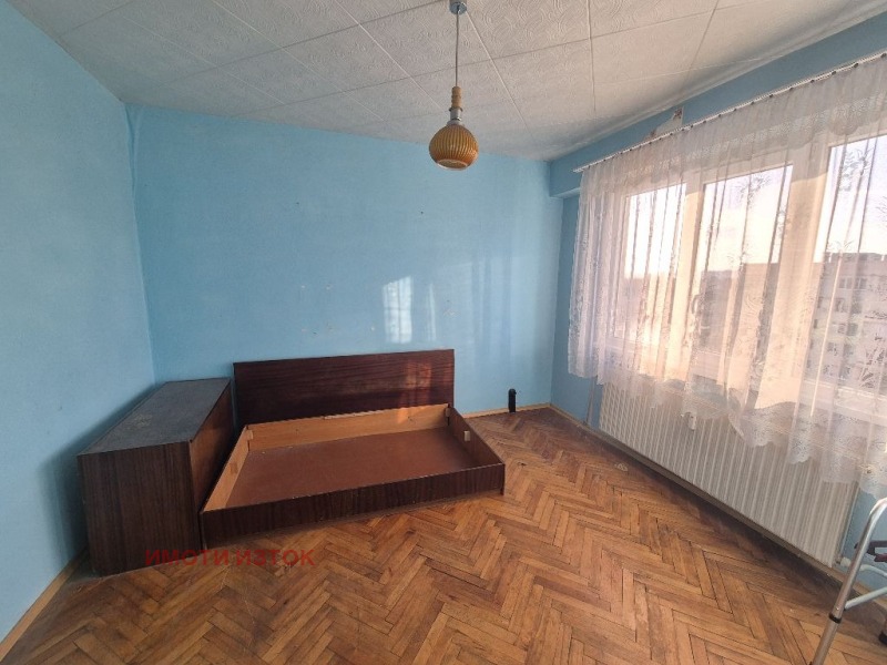 Продава 2-СТАЕН в град Перник, Изток - 62 кв.м / 62 000 € » 121 261.46 лв., ИМОТИ ИЗТОК